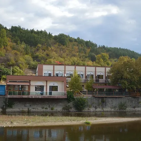 Bon Bon Struma Hotel *